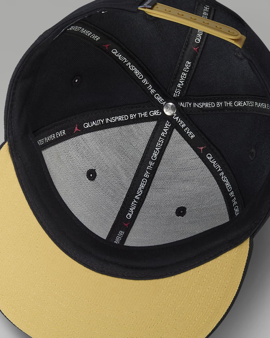 Cappello jordan giallo online